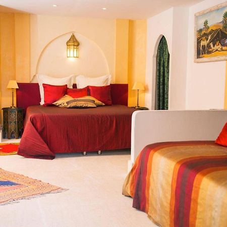 La Villa Majorelle Пертюи Екстериор снимка