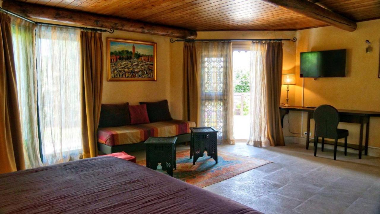 La Villa Majorelle Пертюи Екстериор снимка