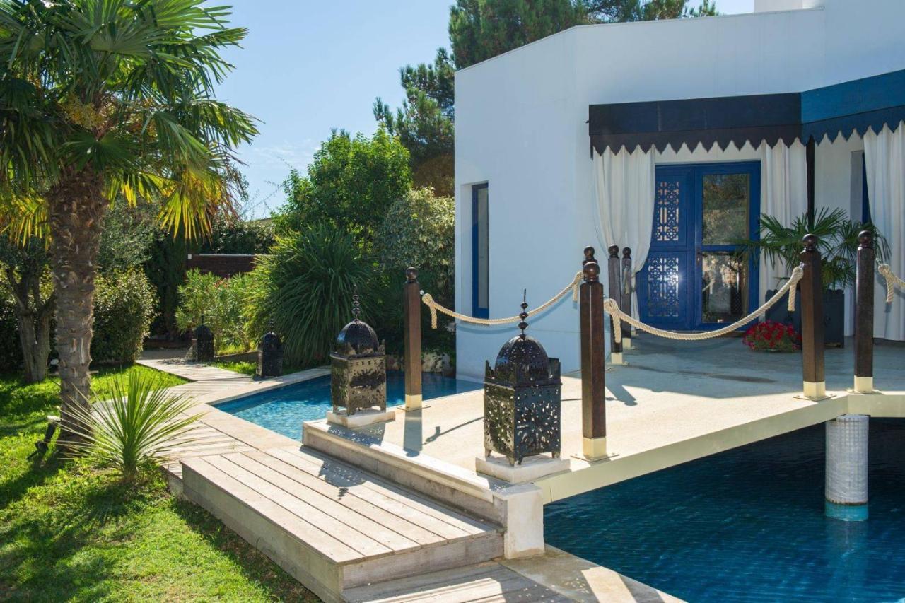 La Villa Majorelle Пертюи Екстериор снимка