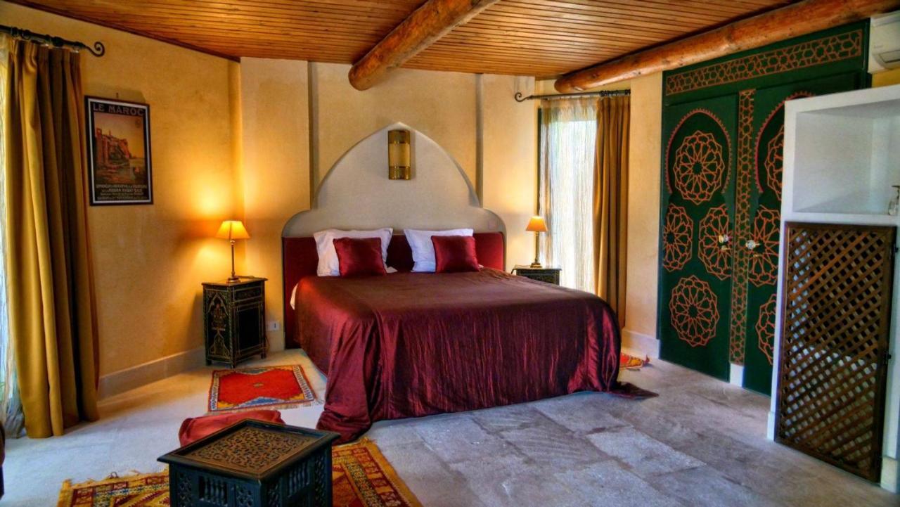 La Villa Majorelle Пертюи Екстериор снимка