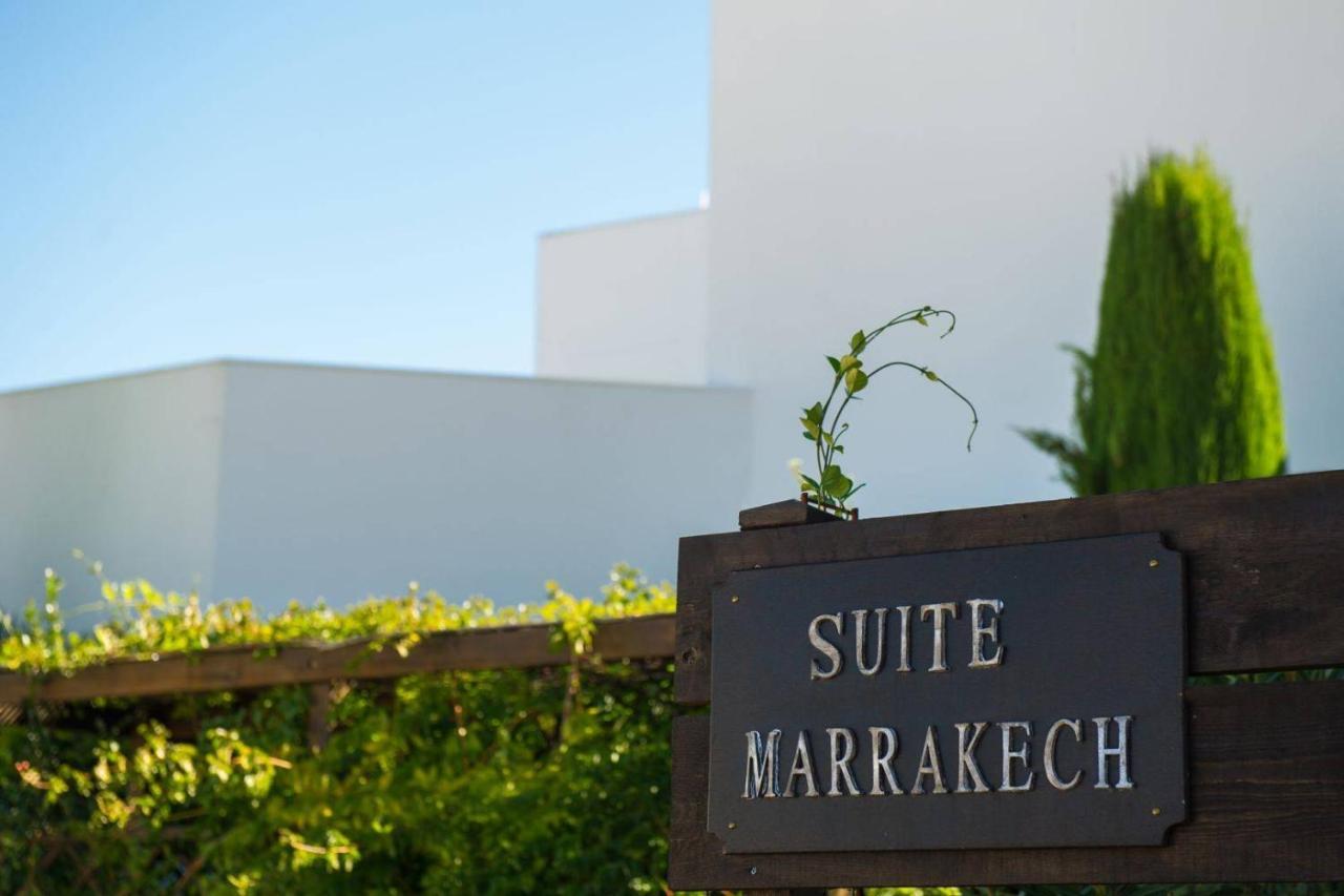 La Villa Majorelle Пертюи Екстериор снимка