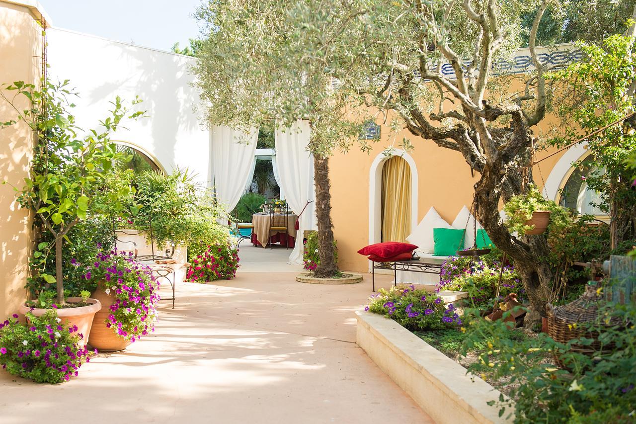 La Villa Majorelle Пертюи Екстериор снимка