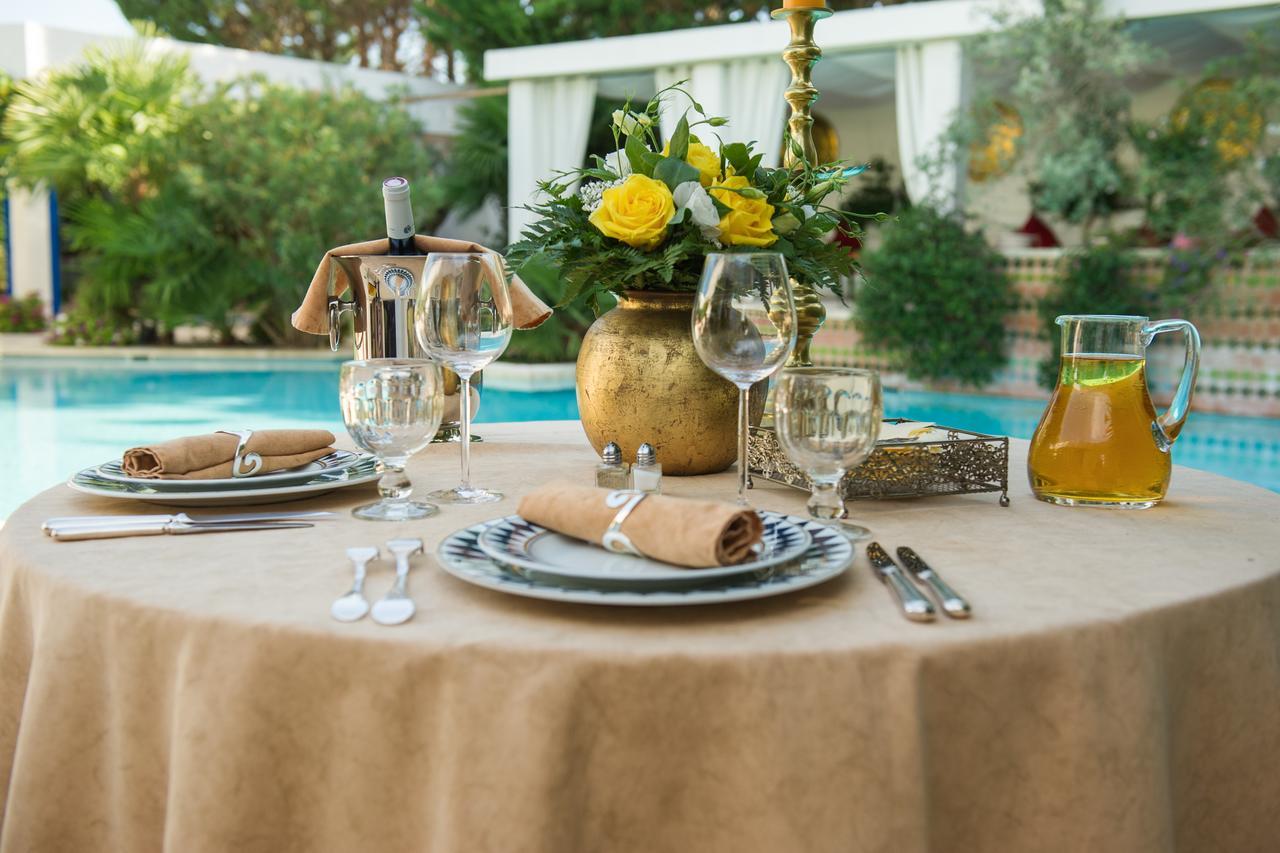 La Villa Majorelle Пертюи Екстериор снимка